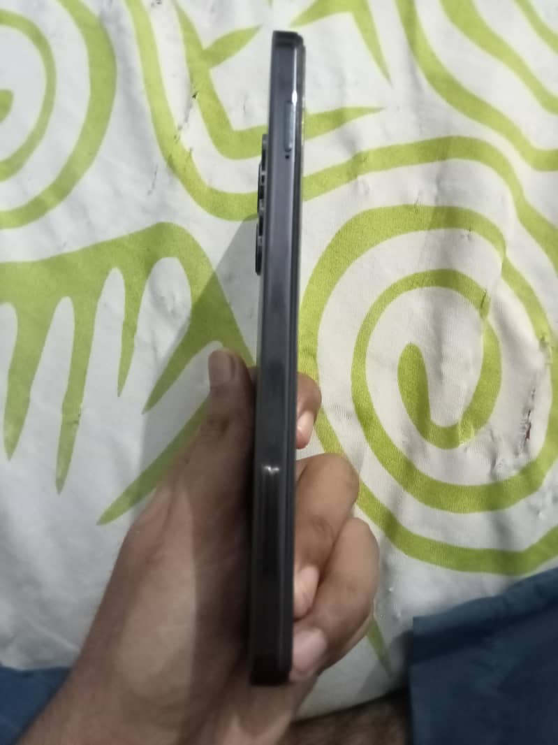 Infinix Note 30 7