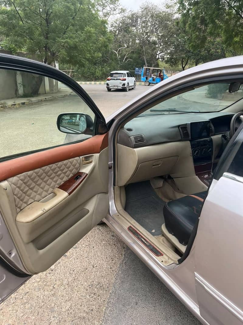 Corolla 2.0D saloon 1