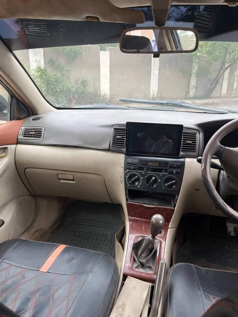 Corolla 2.0D saloon 11