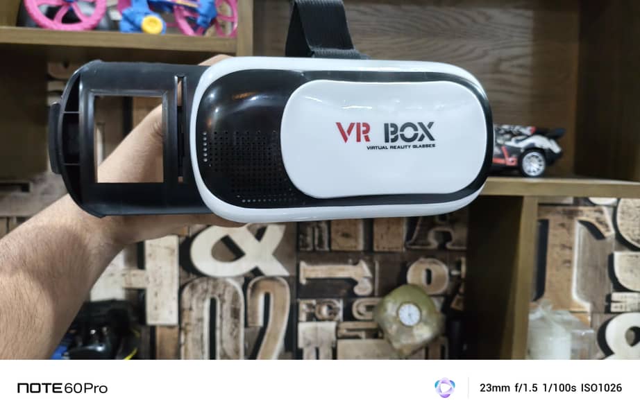 vr box with control er 2