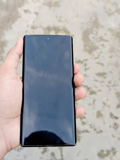 Google Pixel 6 Pro 12/128 GB minor dot ( not visible )