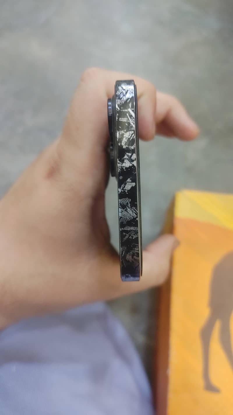 Apple iPhone 12 Pro Max 6