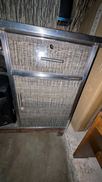 personal use computer table