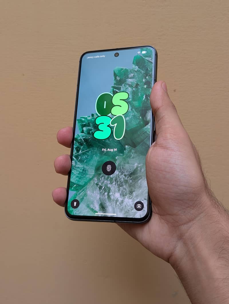 Google Pixel 8 5