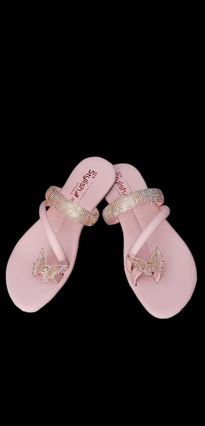 Beautiful Pink Stylish Slippers – New 