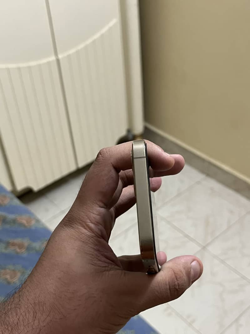 Apple iPhone 12 Pro 2