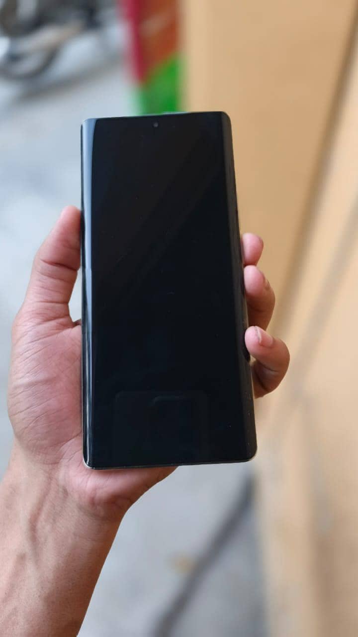 Infinix Note 40 Pro 1