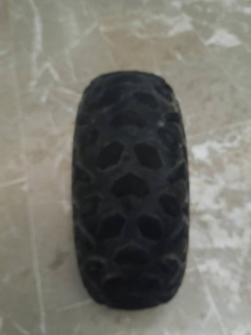 atv tyer 0