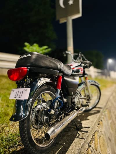 Honda CD70 All okay 2012model