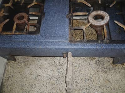 Two Bruner Gas stove used