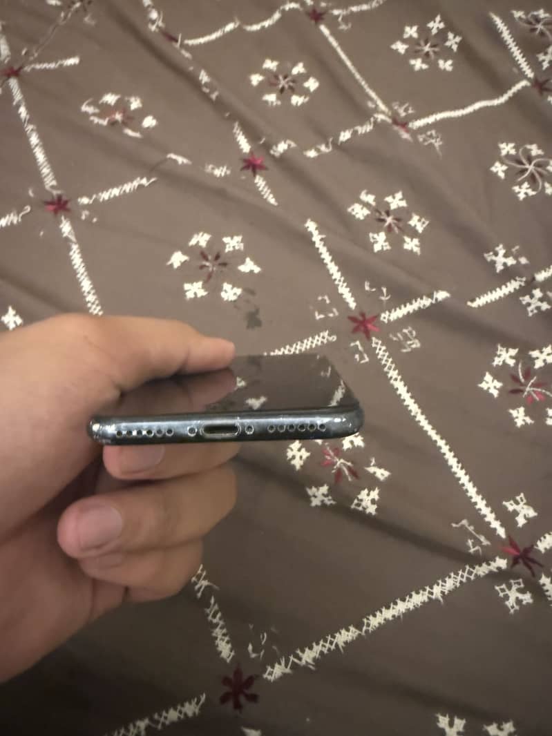 Iphone 7PTA 5