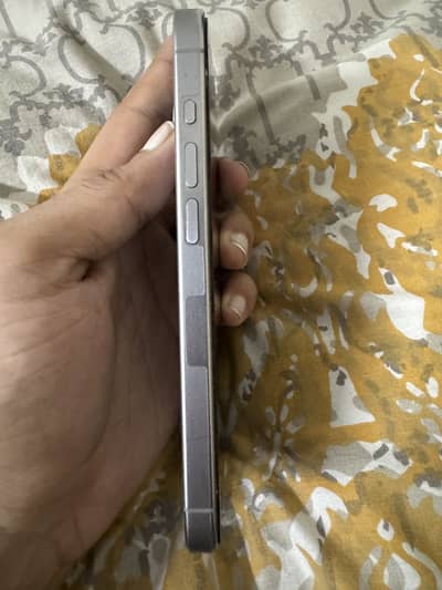 Apple iPhone 15 Pro