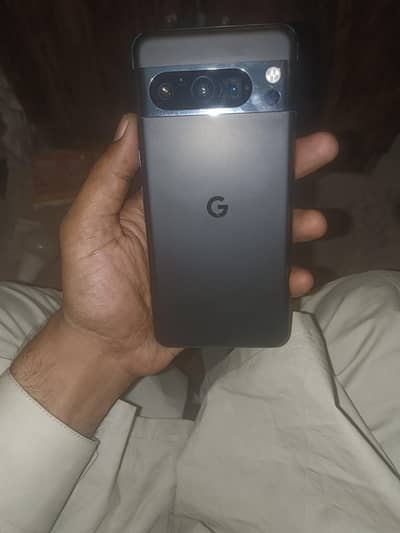 Google Pixel 8 Pro