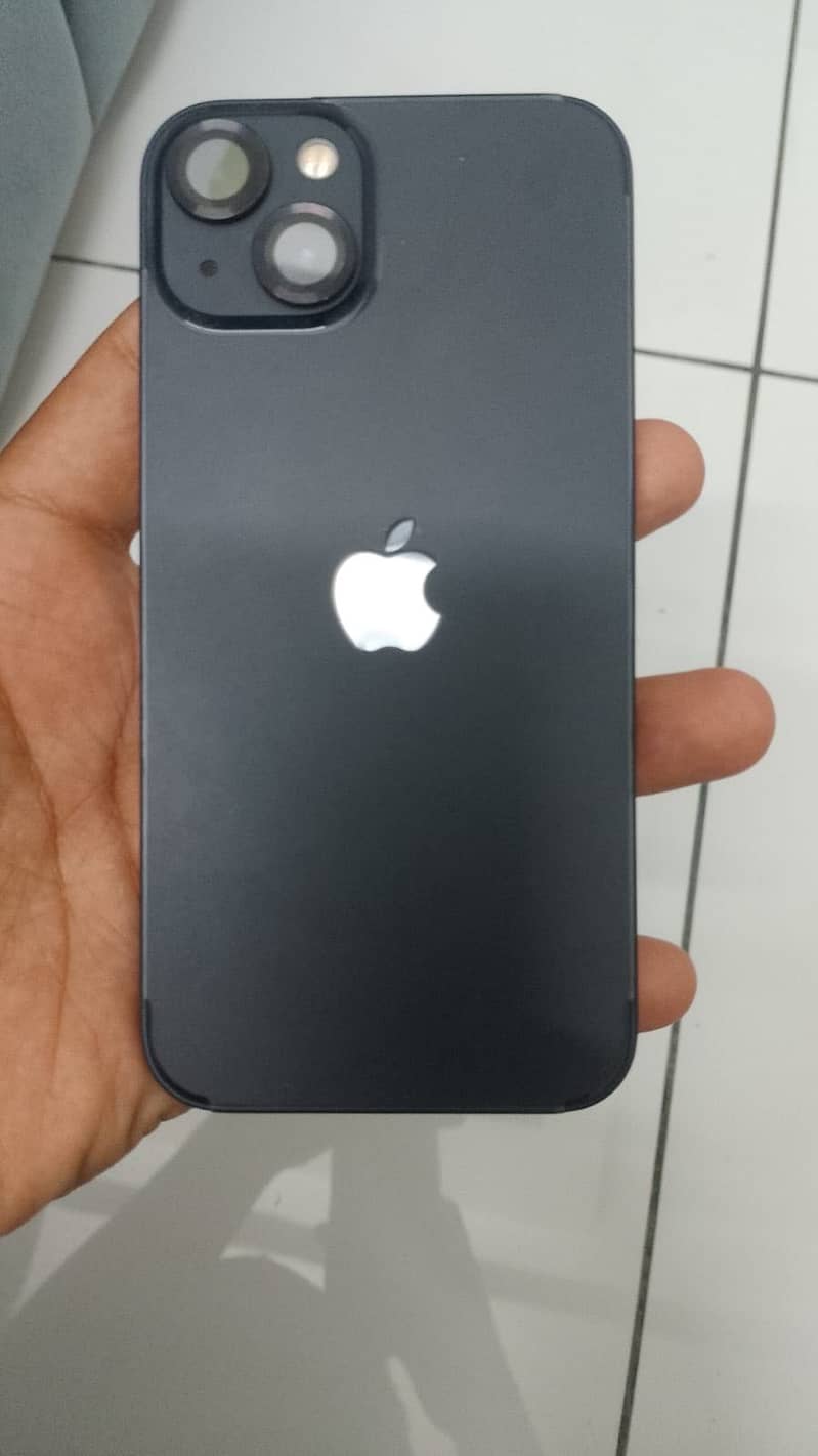 Apple iPhone 13 5