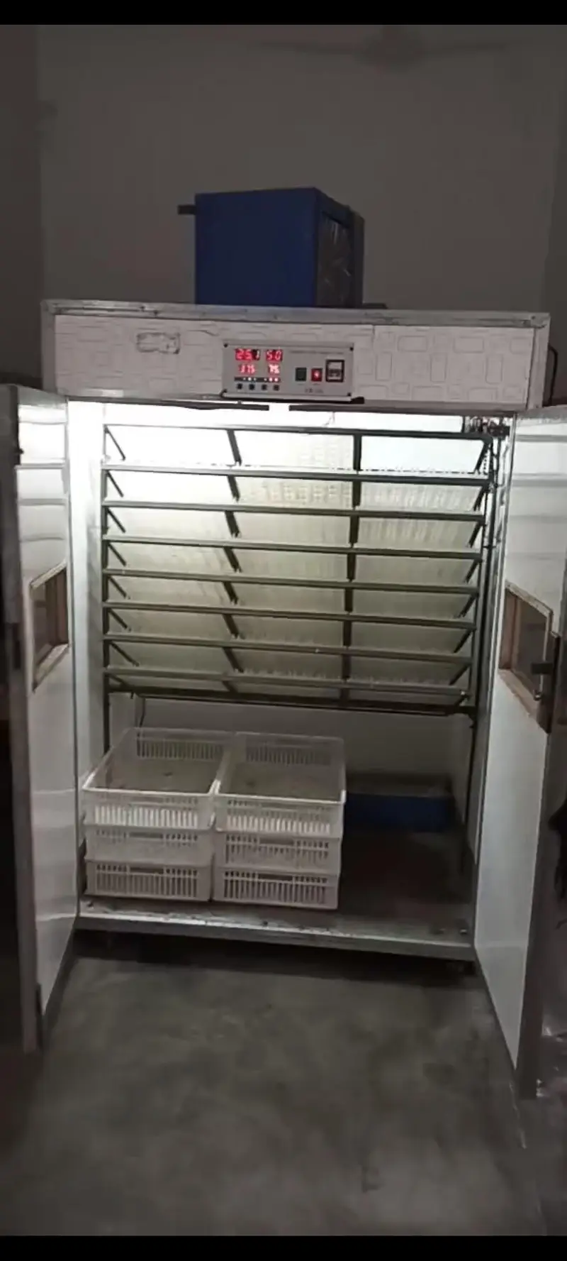 2200-Egg Capacity Fully Automatic Incubator with controller "XM-26"