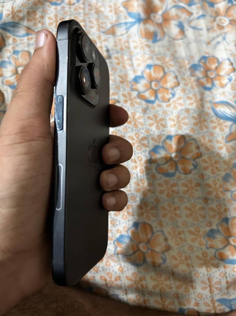 iPhone 14 Pro 3