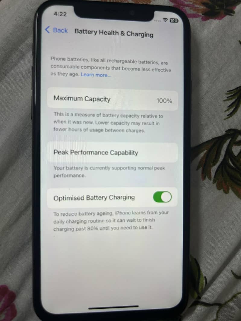 Apple iPhone X 4