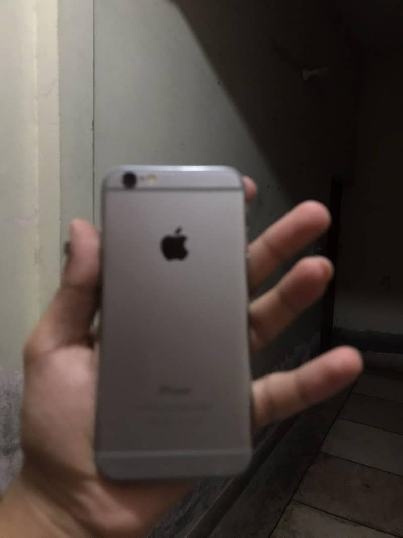 Apple iPhone 6 0