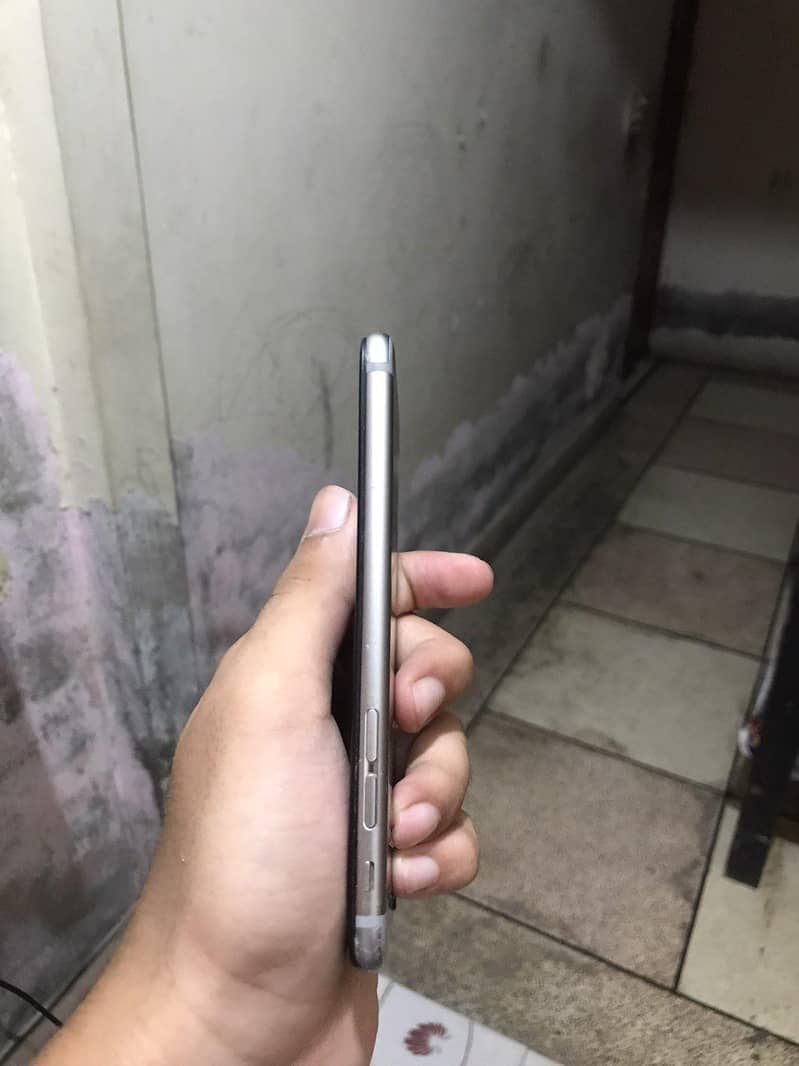 Apple iPhone 6 5