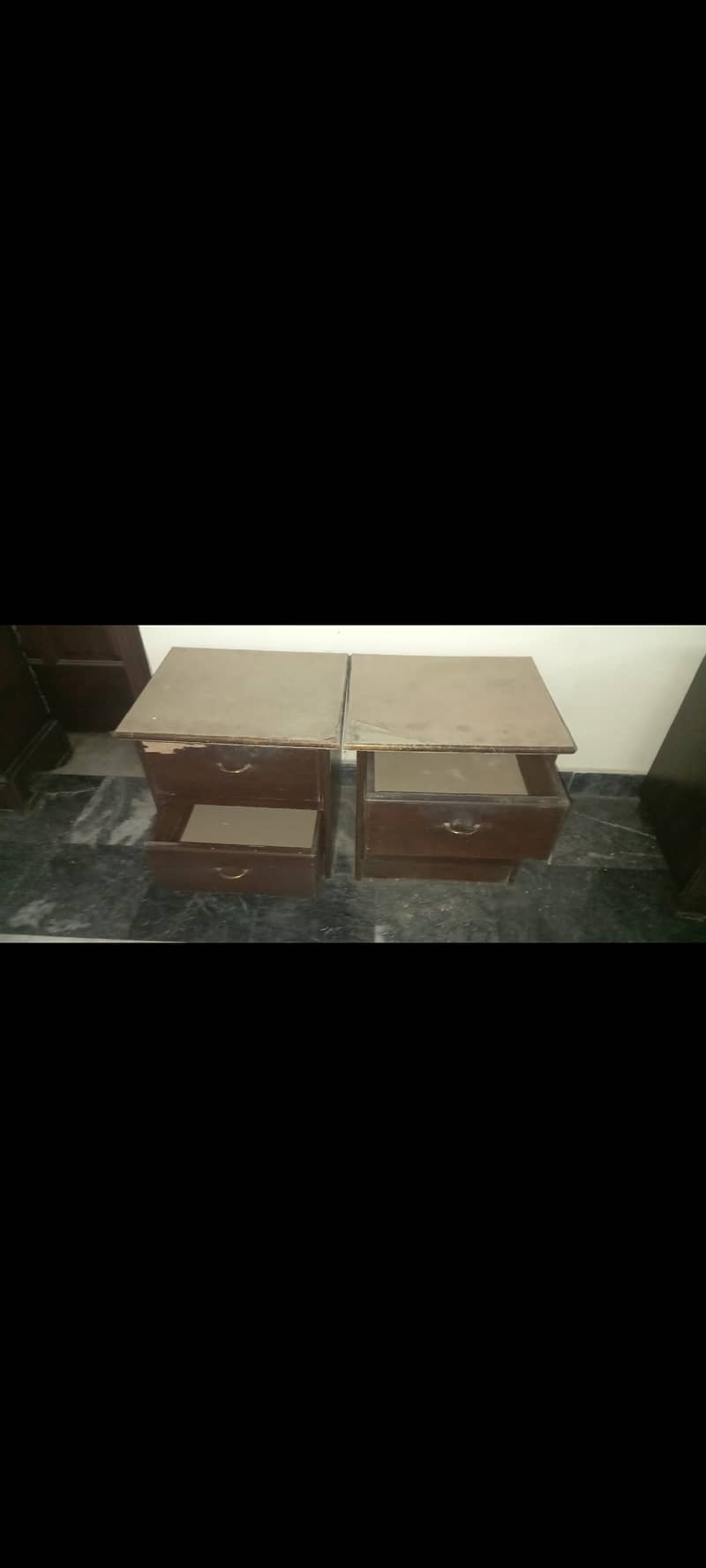 Dressing table/side drawers/bed side table 3