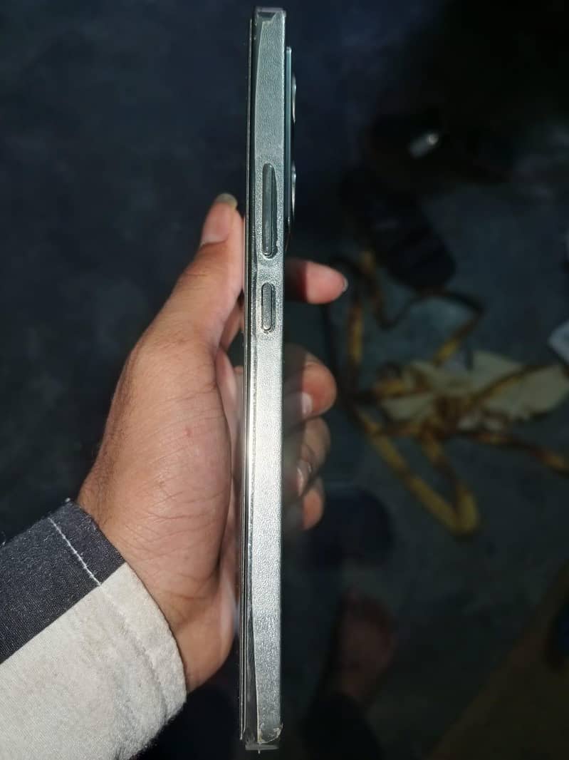 Infinix Note 40 8