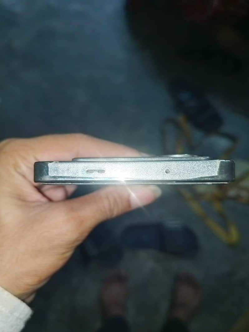 Infinix Note 40 11