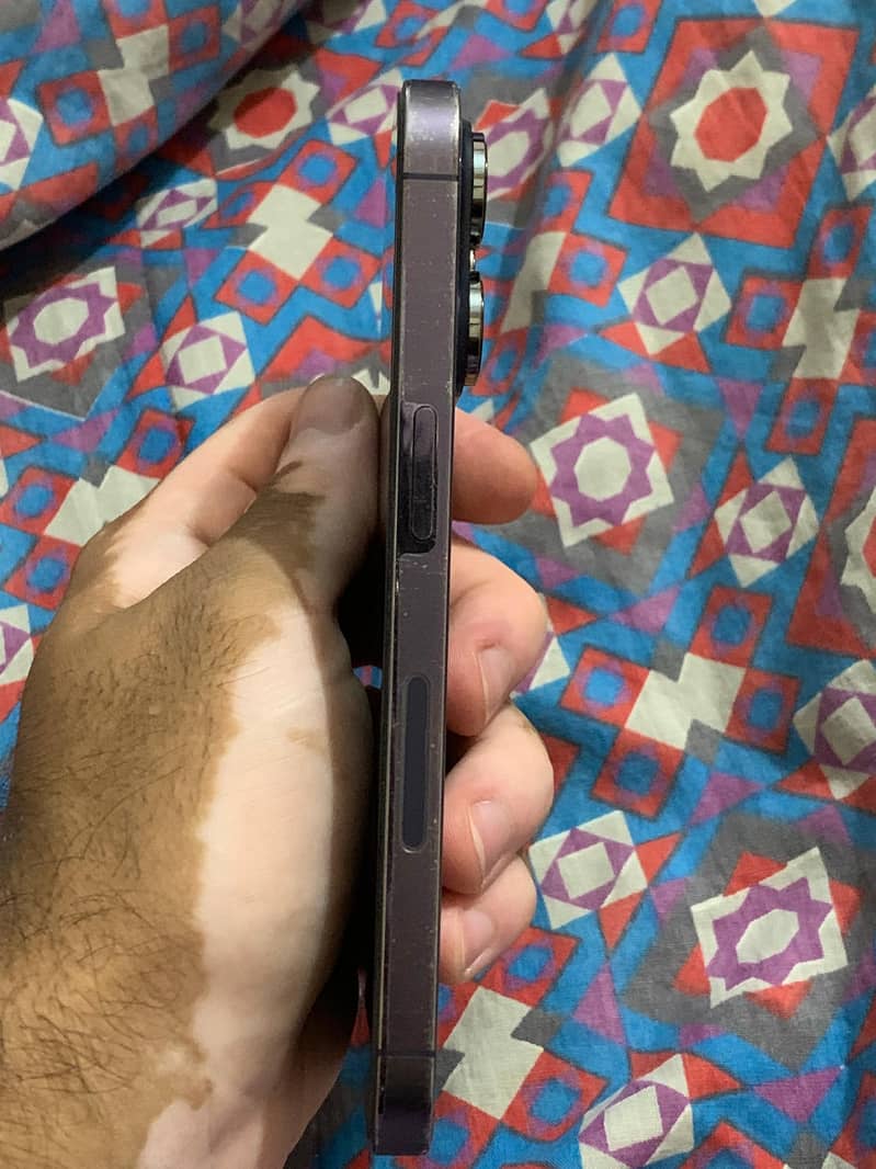 Apple iPhone 14 Pro 4