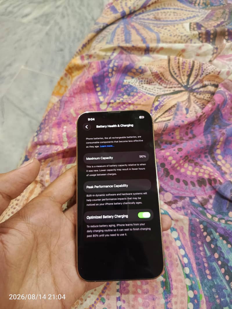 Apple iPhone 13 Pro 3