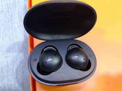 Air buds
