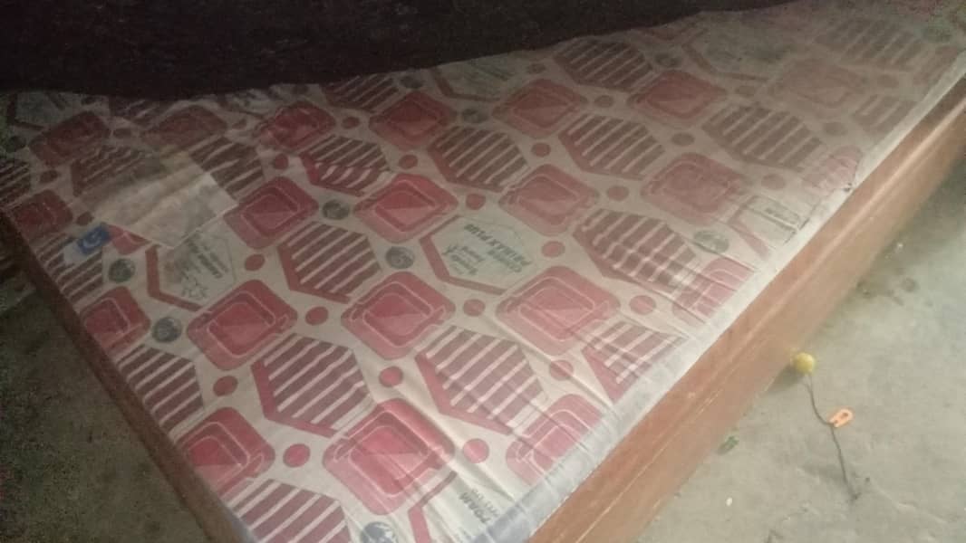 Double size bed 5