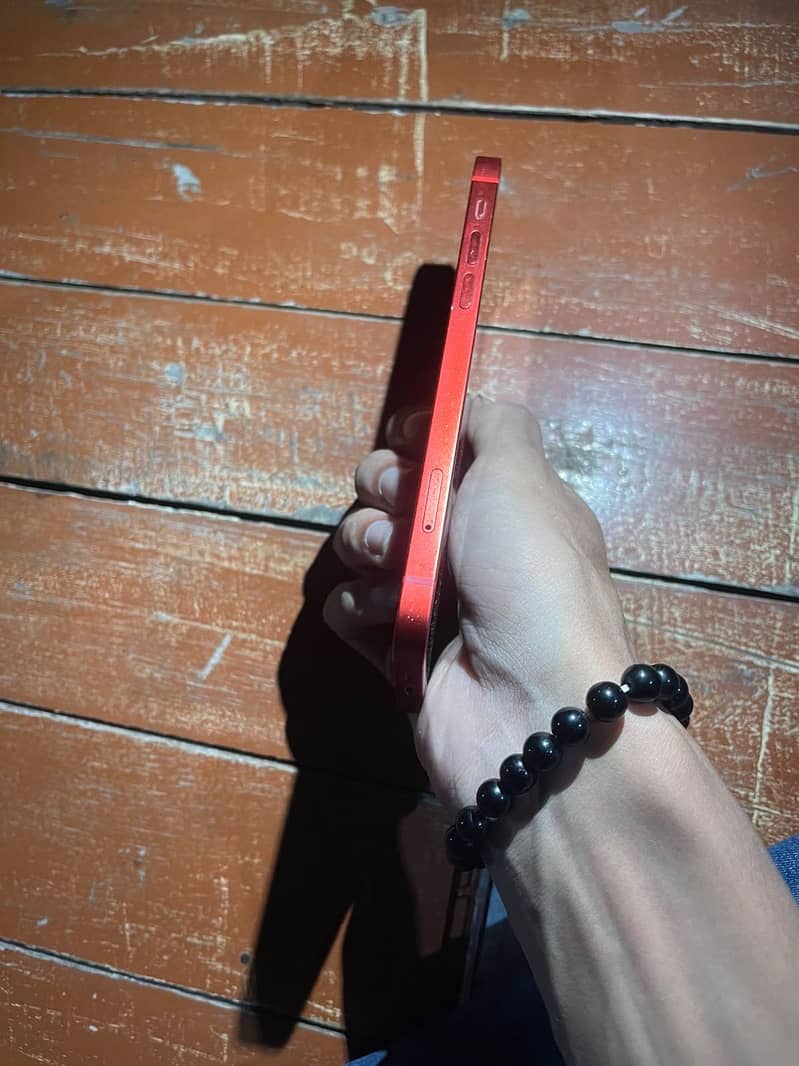 Apple iPhone 12 0