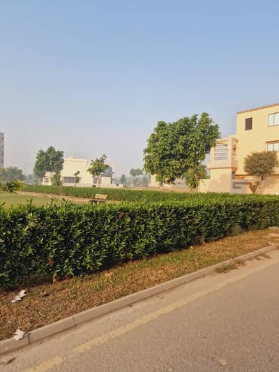 On Excellent Location 3 Marla Residential Plot In New Lahore City - Phase 4 Is Available