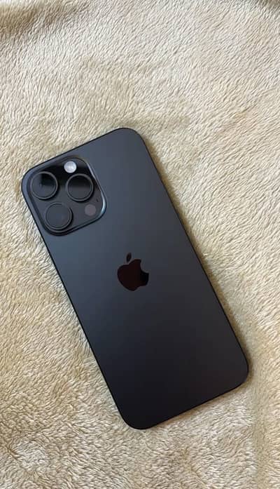 Apple iPhone 16 Pro Max