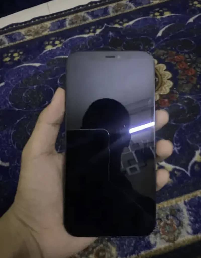 Apple iPhone 12 1