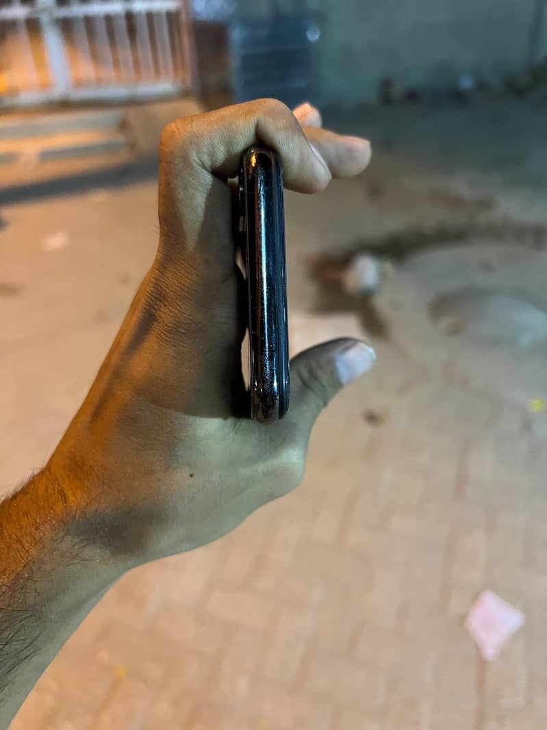 Apple iPhone X 2