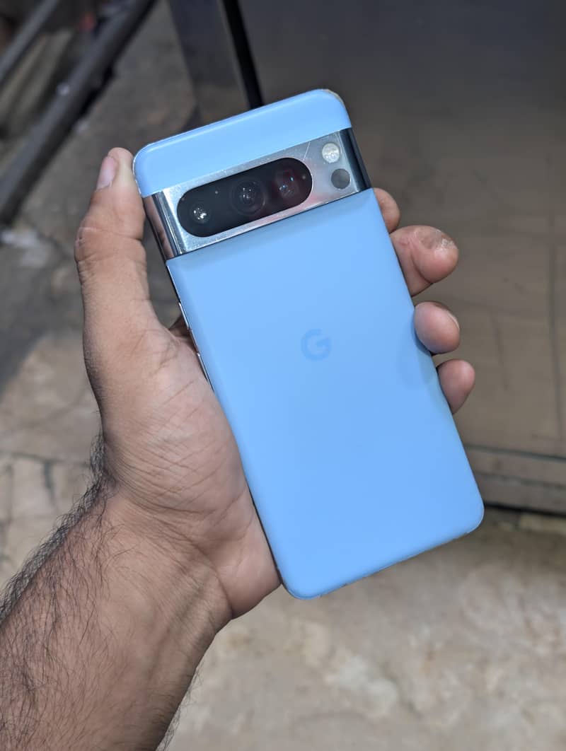 Google Pixel 8 Pro 0