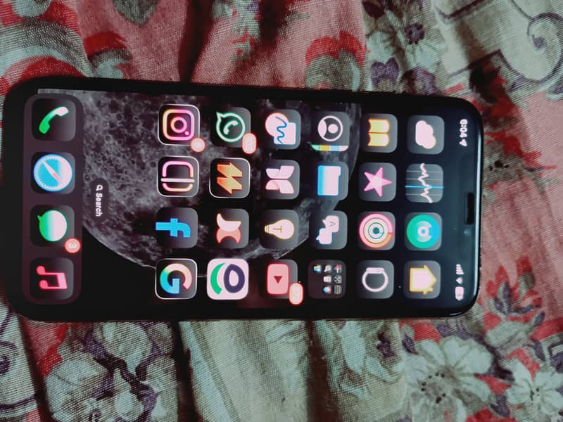 Iphone Xs 4