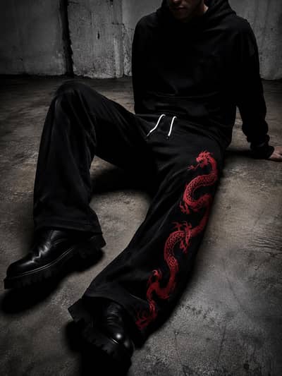 Al Raqiq Clothing