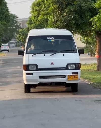Mitsubishi L300 15-Seater Diesel — For Sale
