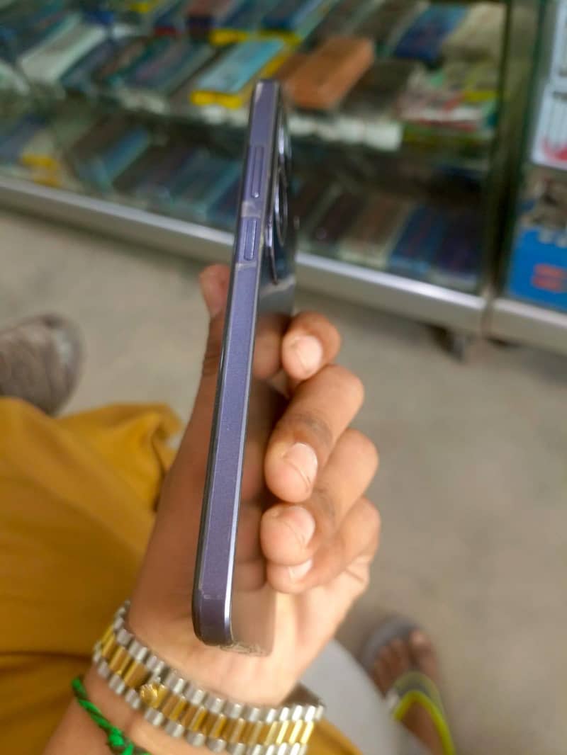 oppo A60 1