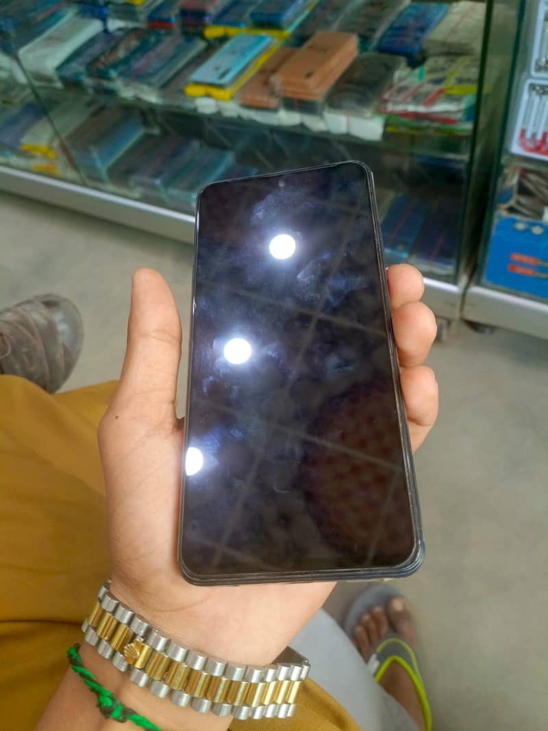 oppo A60 4