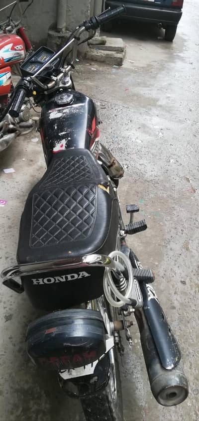 used bike for sale in Muslim town Lahore