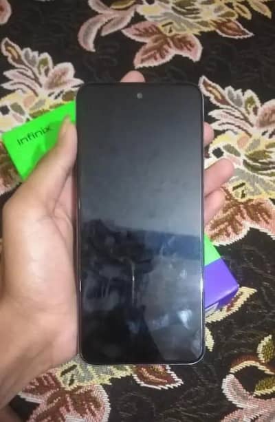Infinix Hot 30 Play 4  64. . . . . Urgent sale 0306-1900-346