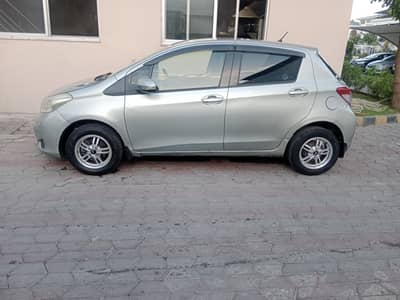 Toyota Vitz 2013