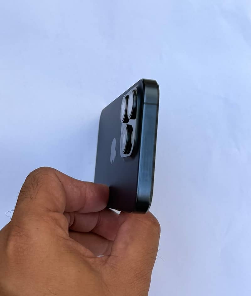 Apple iPhone 15 Pro 5