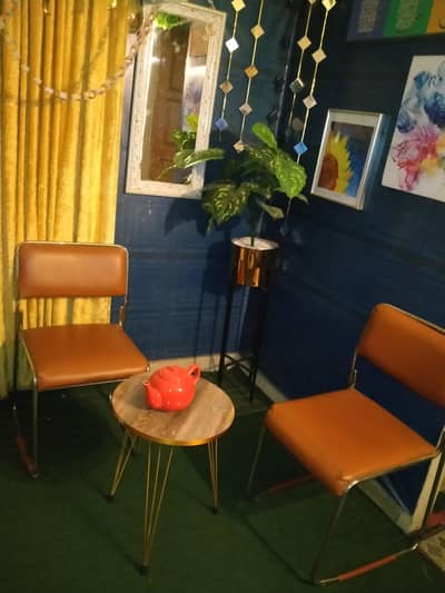 chairs with coffee table