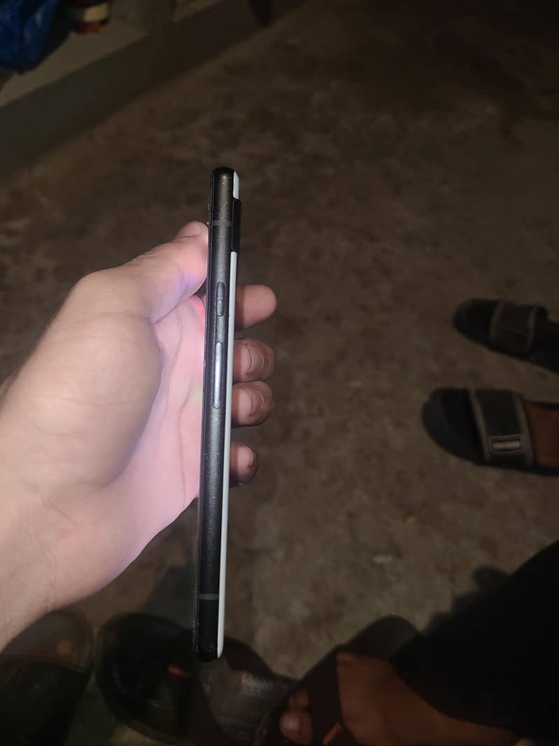 Google Pixel 6a 5