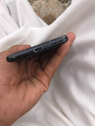 One Plus 8 exchange possible with pixel and iphone