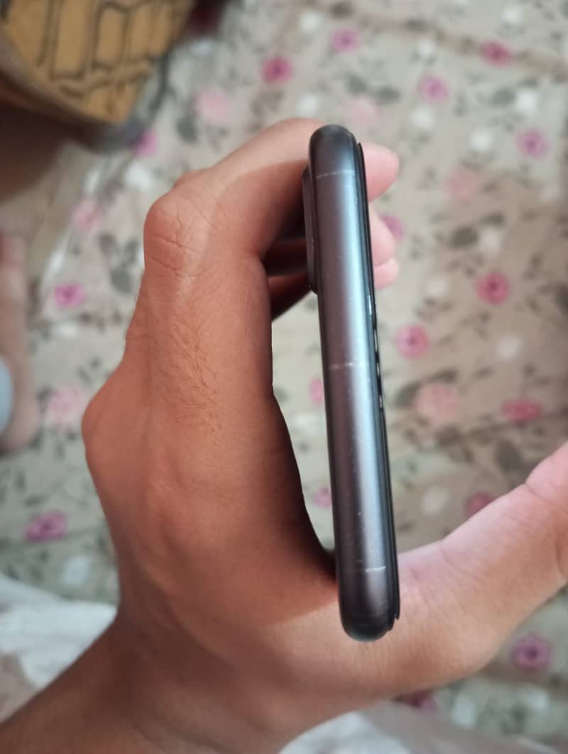 Apple iPhone 8 Plus 2