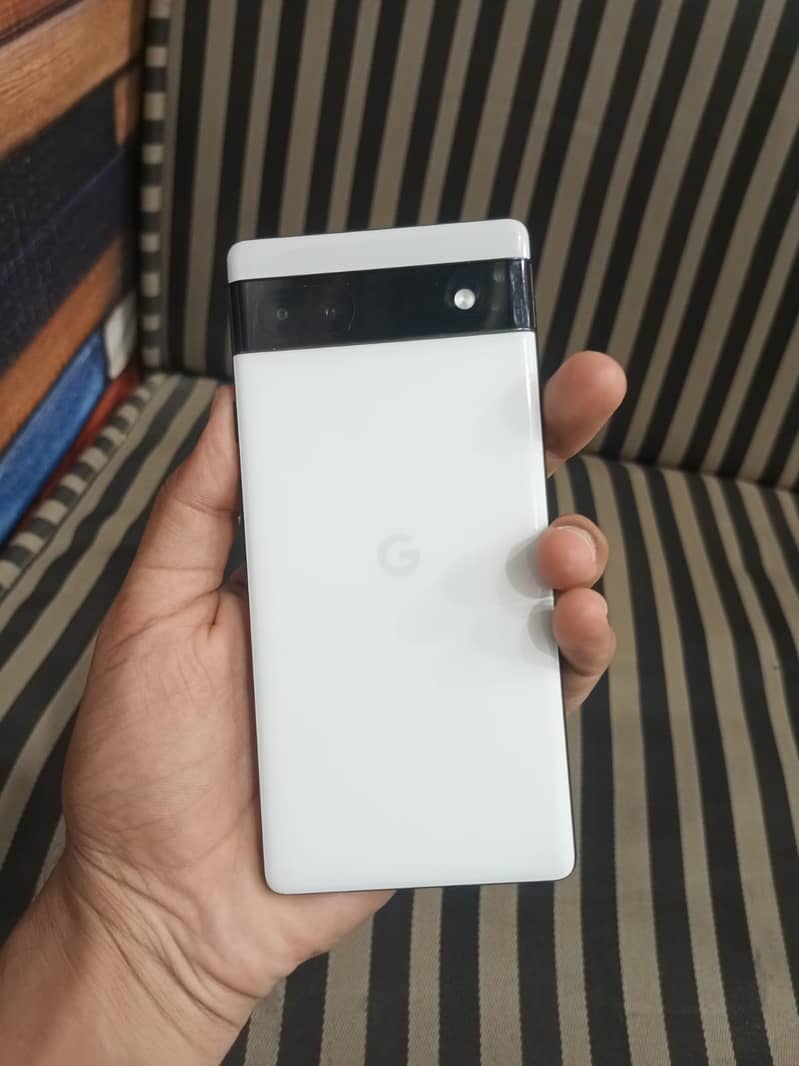 Google Pixel 6a 1